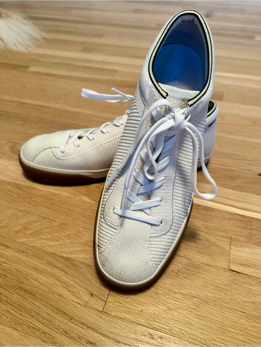 Rothy’s  cream Knit Women’s sneaker